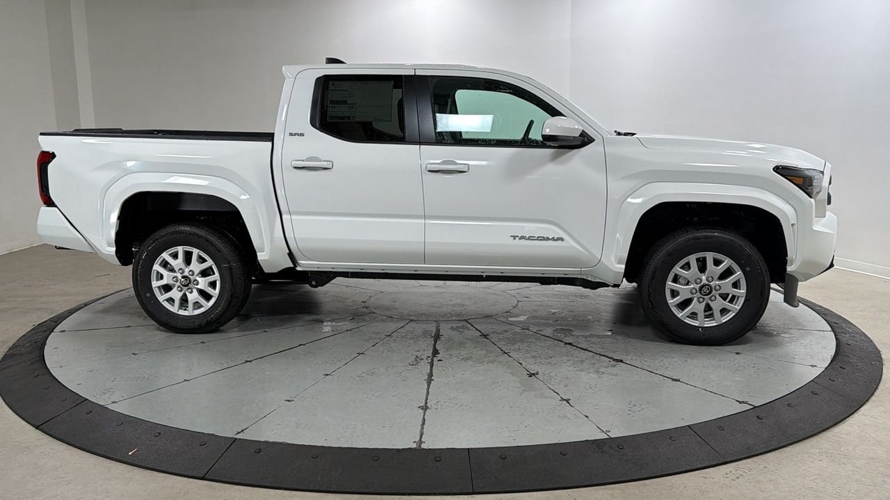 New 2026 Ice Cap Toyota  SR5 image 6