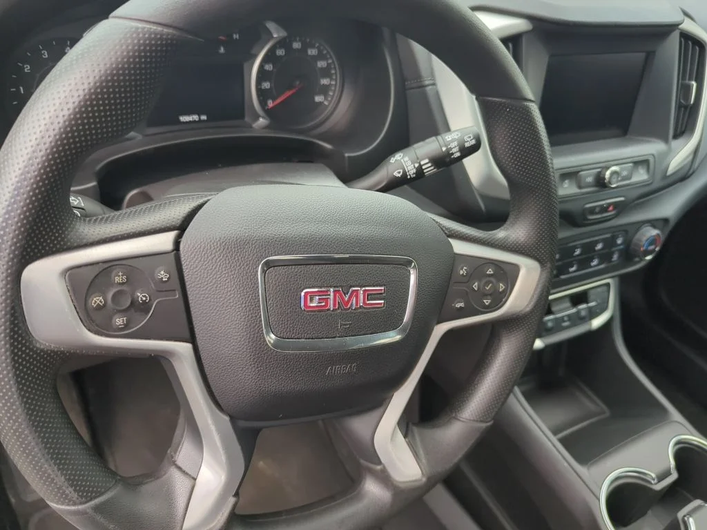 Used 2024 Ebony Twilight Metallic GMC SLE image 9