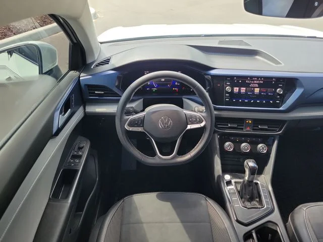 Used 2023 White Volkswagen 1.5T SE image 12
