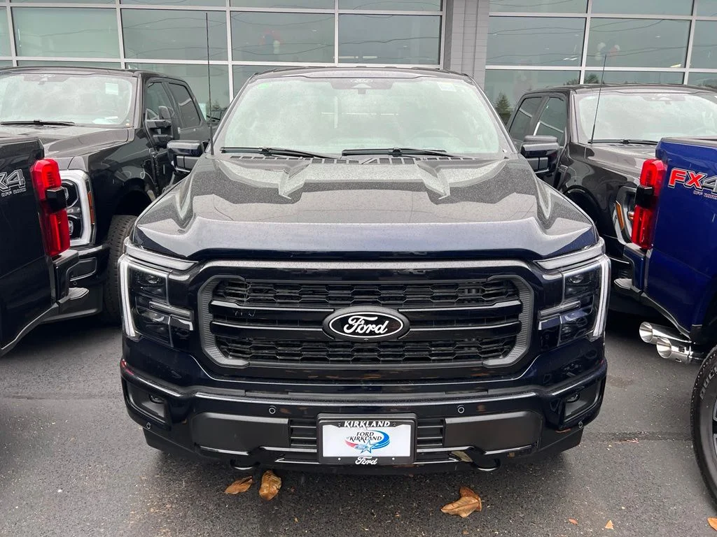 New 2026 Blue Ford Lariat image 5