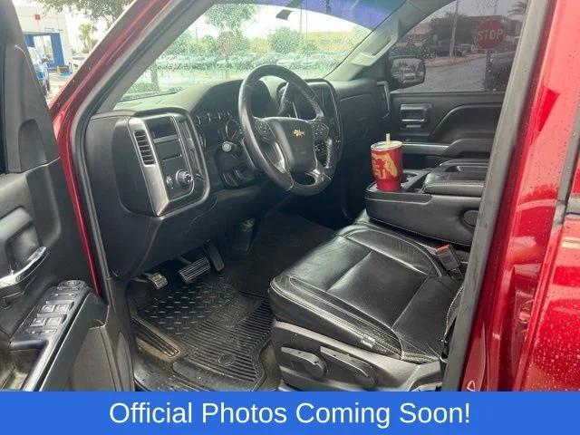 Used 2017 Red Chevrolet LT image 5