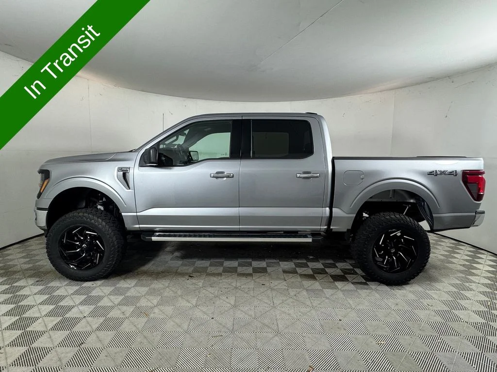 Used 2025 Silver Ford XLT image 7