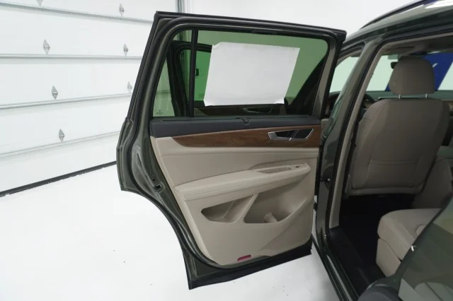 New 2026 Avocado Green Pearl Volkswagen 2.0T SE w/Technology image 18