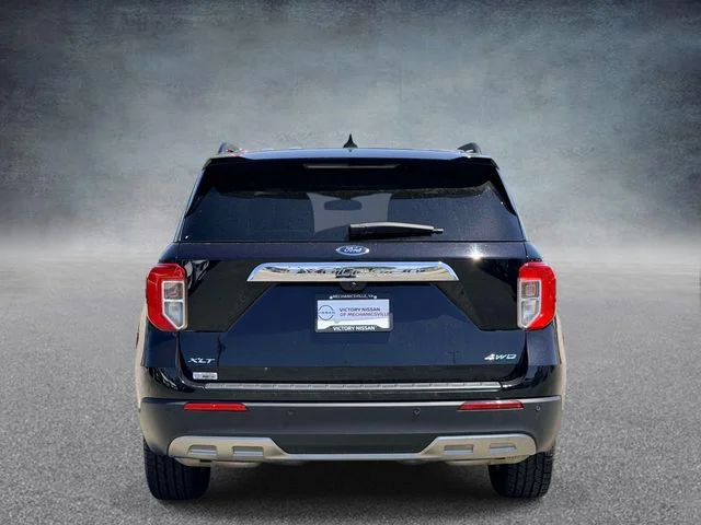 Used 2023 Black Ford XLT image 3