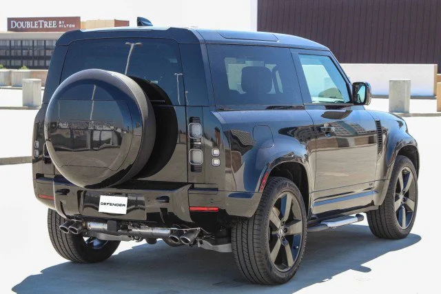 2024 Land Rover Defender V8 - Photo 8