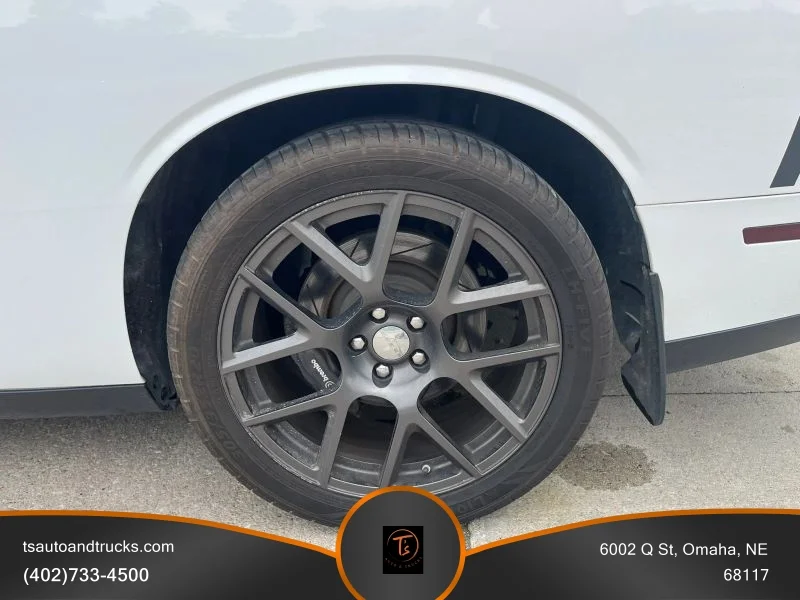 Used 2016 White Dodge R/T Scat Pack Coupe 2D image 11