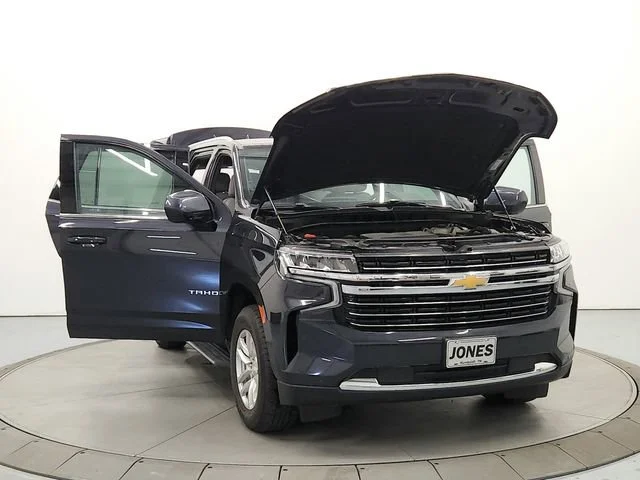 Used 2023 Dark Ash Metallic Chevrolet LT image 10