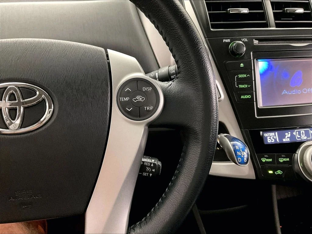 Used 2013 Blue Toyota Five image 23