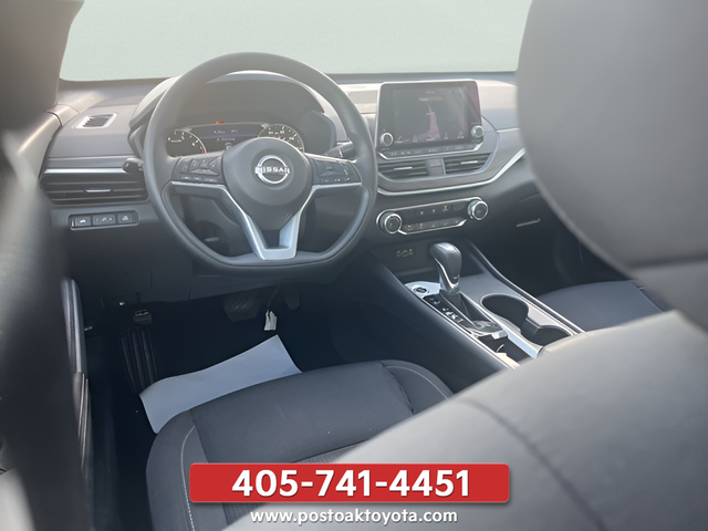 2025 Nissan Altima SV - Photo 20