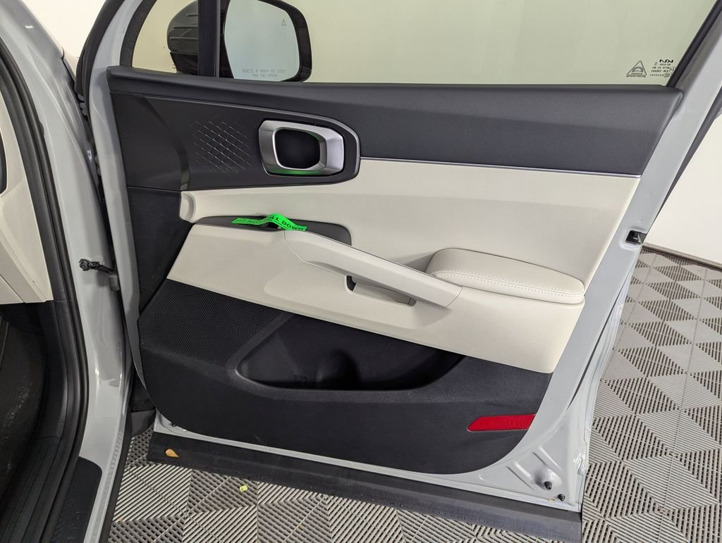 New 2026 Wolf Gray Kia EX image 35