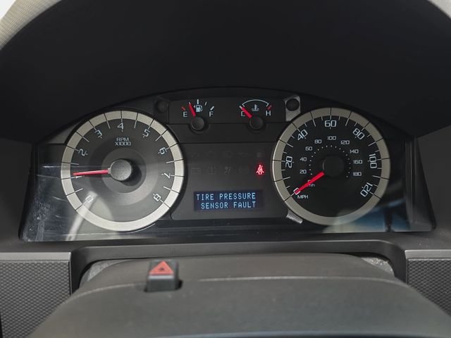 Used 2011 Silver Ford XLT image 19
