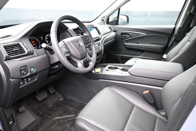 New 2026 Sonic Gray Pearl Honda RTL image 12
