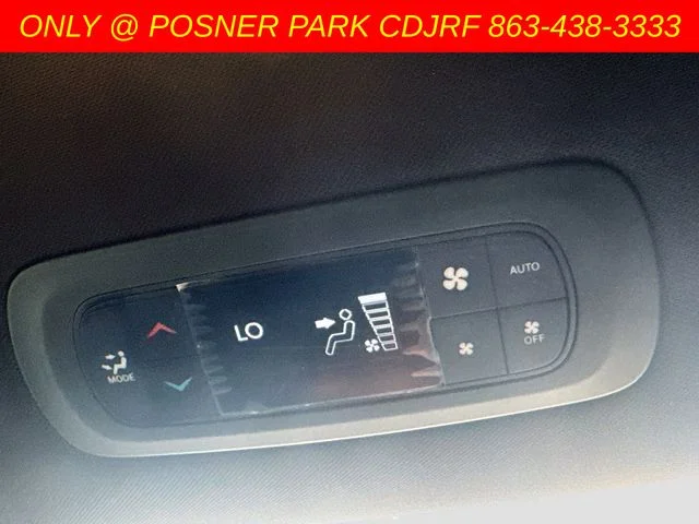 New 2027 Diamond Black Crystal Pearl-Coat Exterior Paint Chrysler  image 26