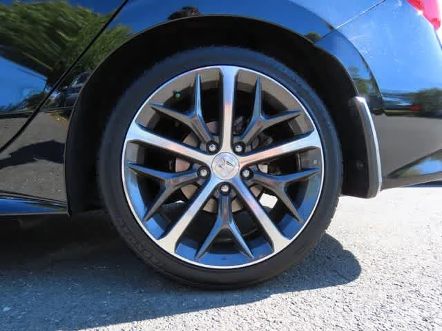 2023 Honda Civic Touring - Photo 9