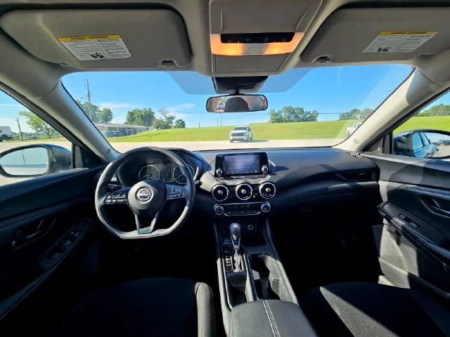 Used 2025 Gray Nissan S image 12