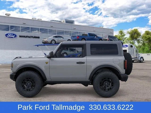New 2026 Avalanche Gray Ford Badlands image 3