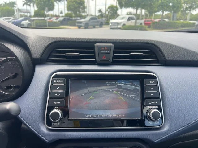 Used 2024 Silver Nissan 1.6 SV image 22