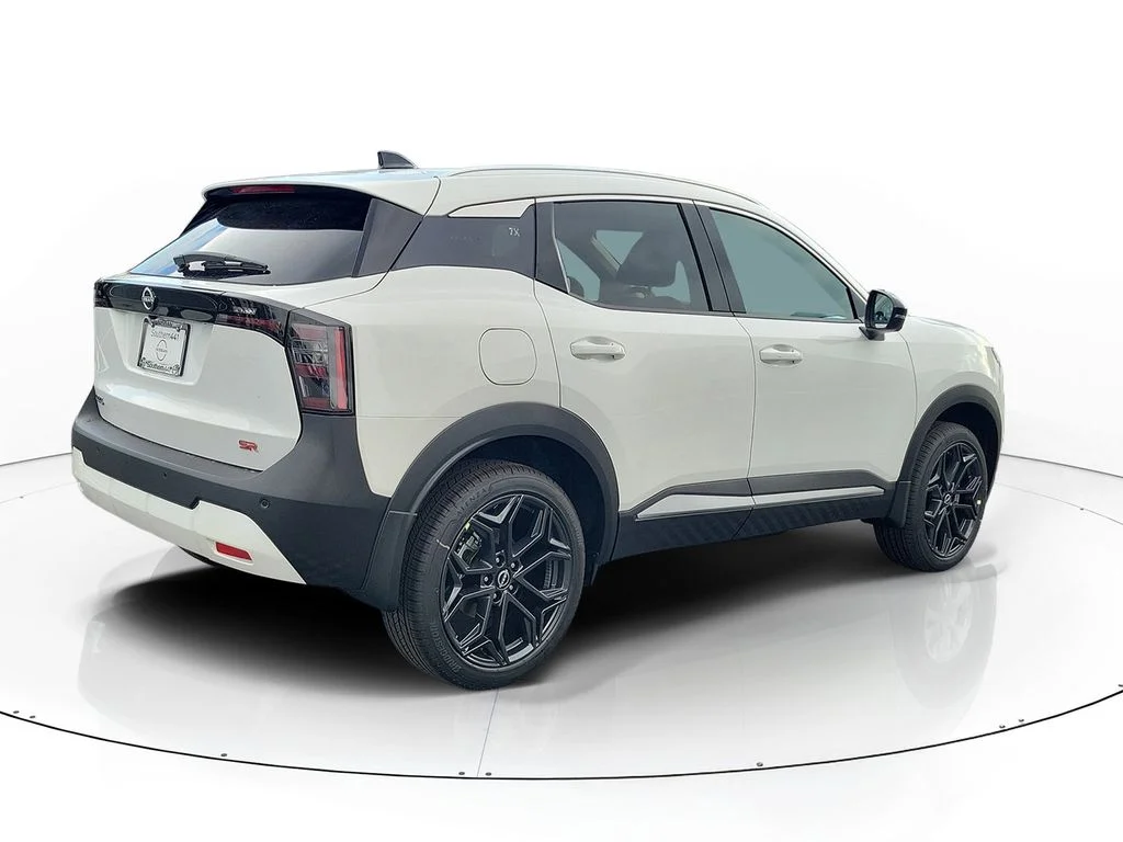 New 2026 White Nissan SR image 7