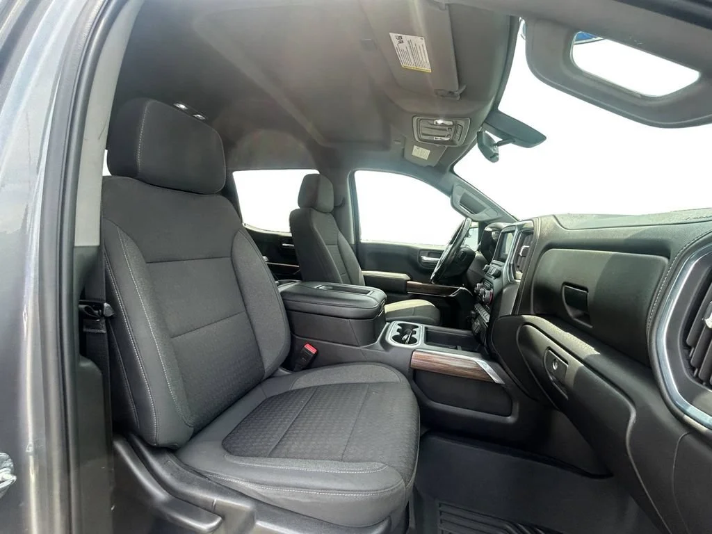 Used 2021 SATIN STEEL METALLIC Chevrolet RST image 24