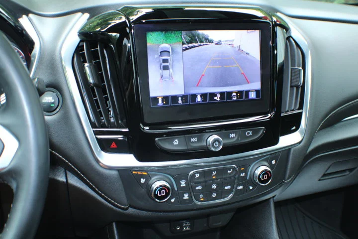 Used 2023 Sterling Gray Metallic Chevrolet Premier image 13