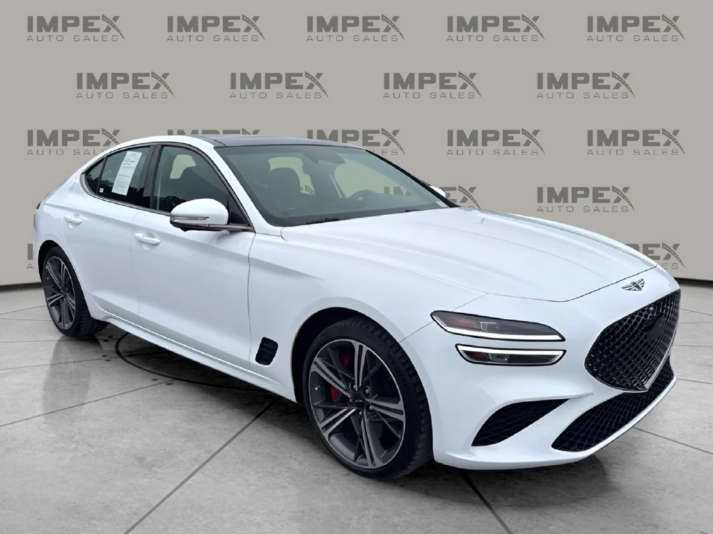 Used 2024 White Genesis 3.3T Sport Advanced image 7
