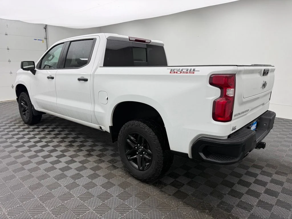 Used 2023 White Chevrolet LT Trail Boss image 11