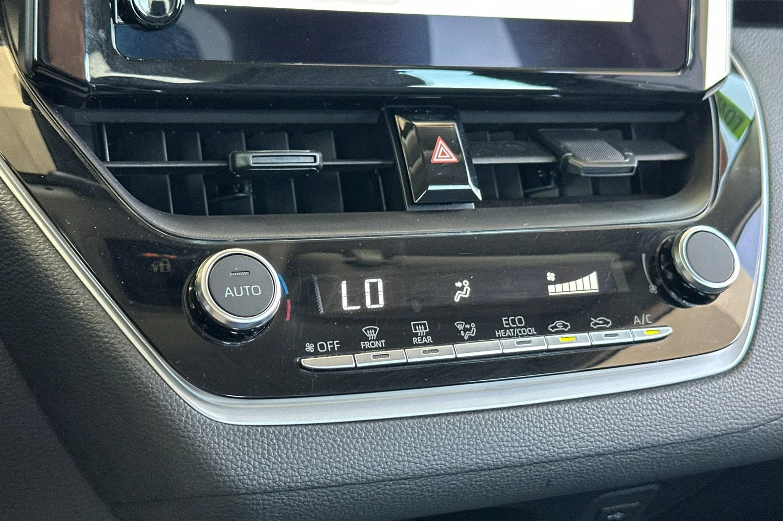 Used 2025 Black Toyota LE image 19
