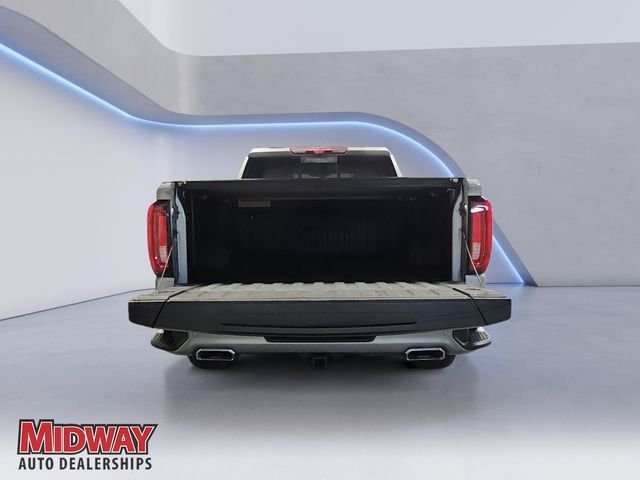 Used 2024 Silver GMC Denali image 4