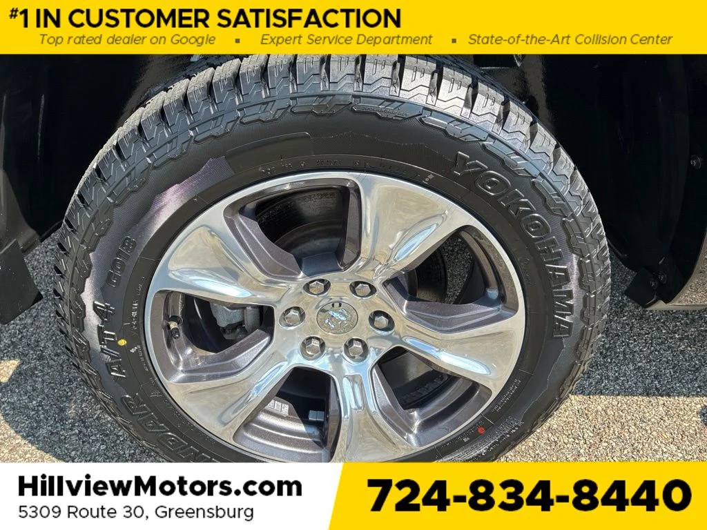 Used 2022 Diamond Black Ram Laramie image 12