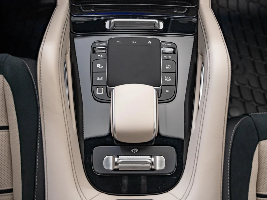Used 2026 Manufaktur Moonlight White Metallic Mercedes-Benz GLE 53 AMG® image 40