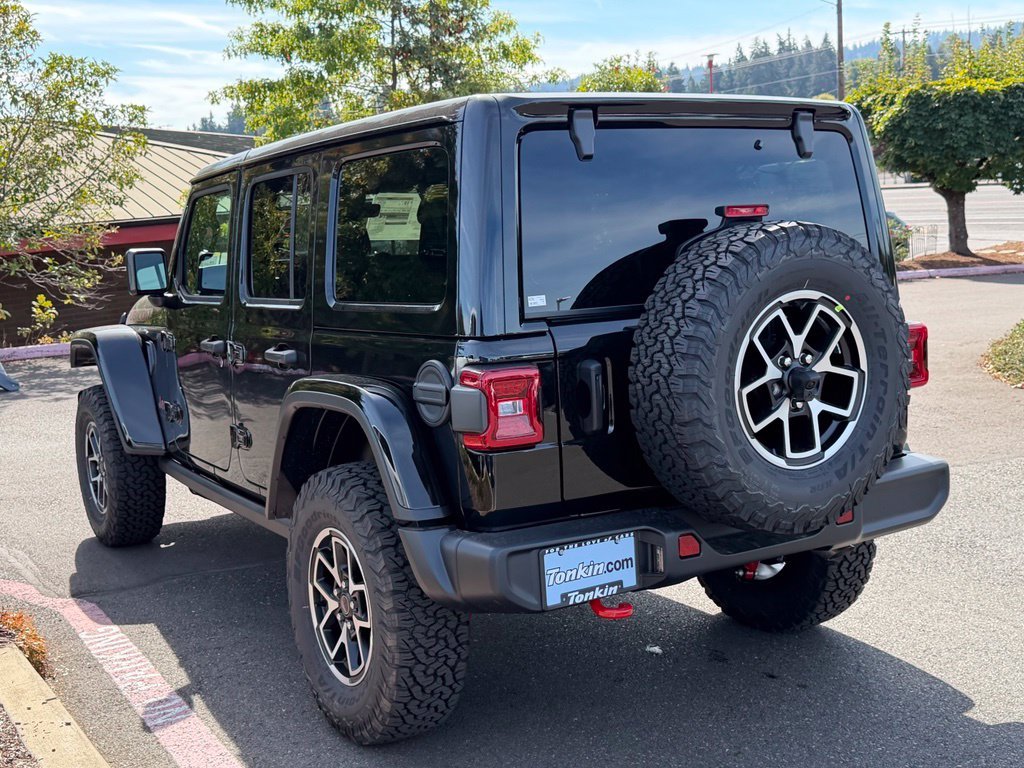 New 2027 Black Clear-Coat Paint Jeep Rubicon image 5