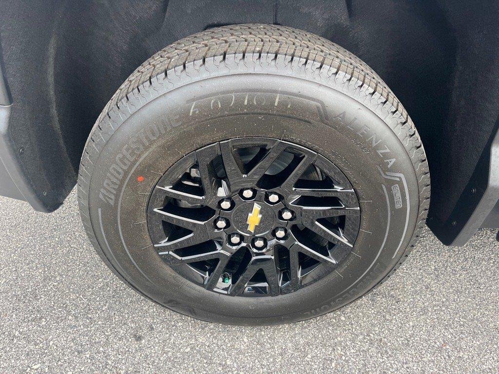 2026 Chevrolet Silverado EV LT - Photo 29