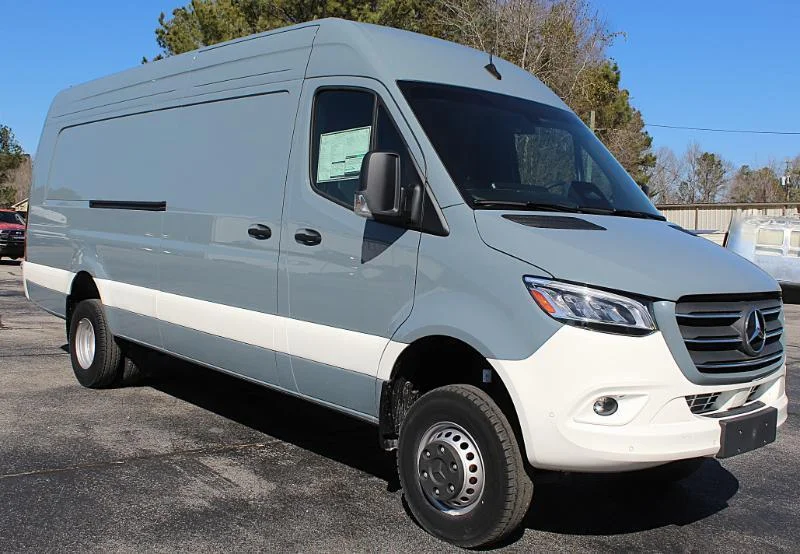 2025 Mercedes-Benz Sprinter Cargo Van Base - Photo 7