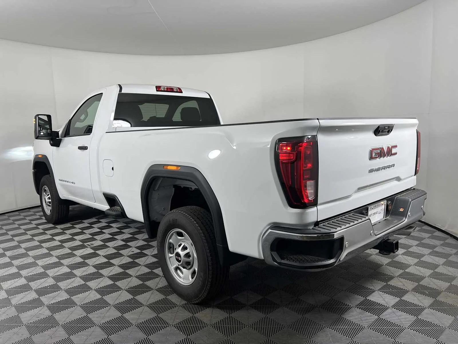 New 2025 Summit White GMC Pro image 4