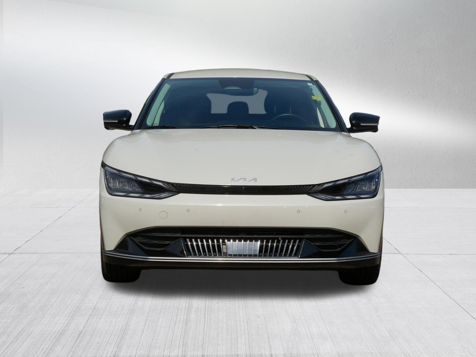Used 2024 Kia EV6 Wind with VIN KNDC3DLC2R5167994 for sale in Inver Grove Heights, MN