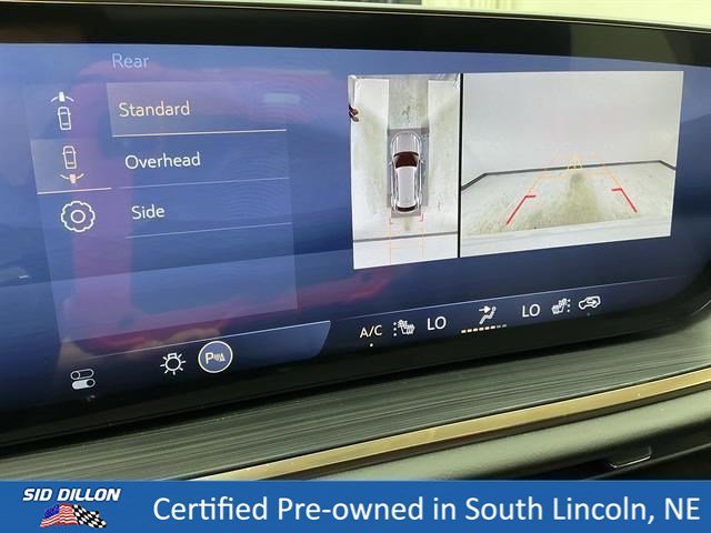 Used 2025 White Frost Tricoat Buick Avenir image 7