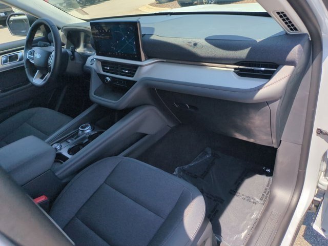 New 2026 Space White Metallic Ford Active image 40