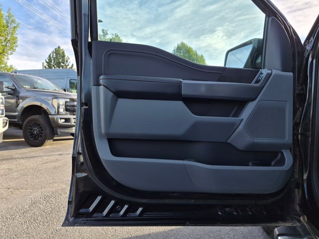 Used 2025 Black Metallic Ford XLT image 45