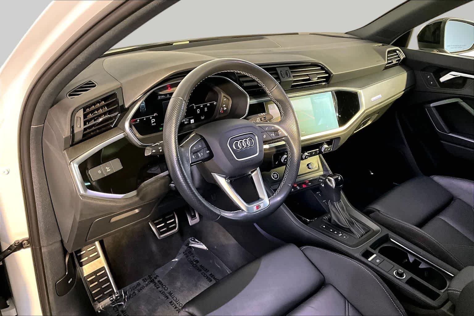 Used 2022 Glacier White Metallic Audi Technik image 18