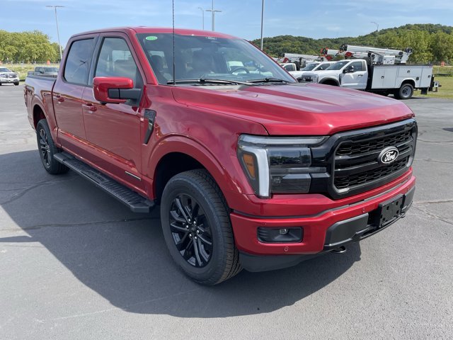 New 2025 Rapid Red Metallic Tinted Clearcoat Ford Lariat® image 8