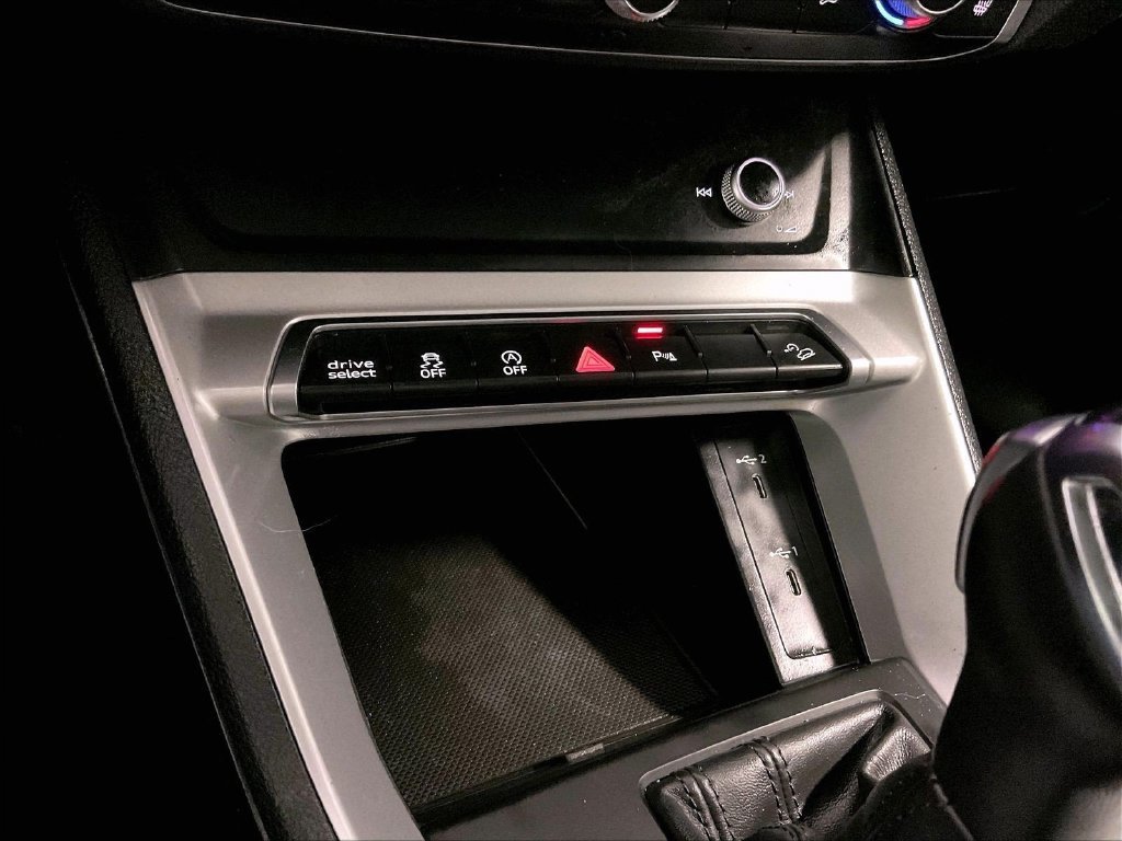 Used 2025 White Audi Premium image 27
