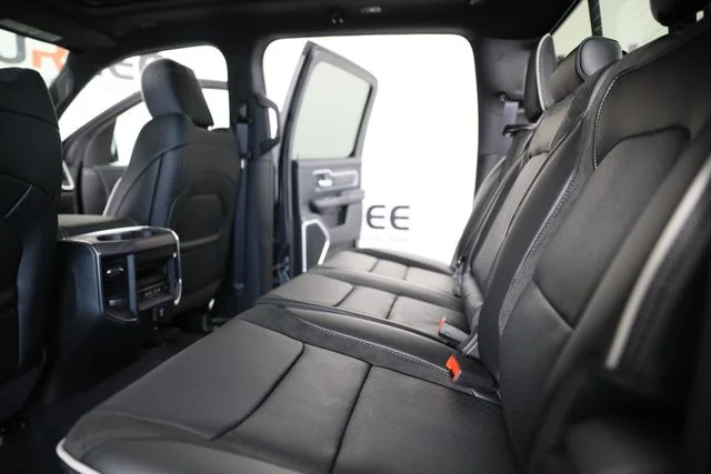 New 2026 Granite Crystal Metallic Clear-Coat Exterior Paint RAM Laramie image 21