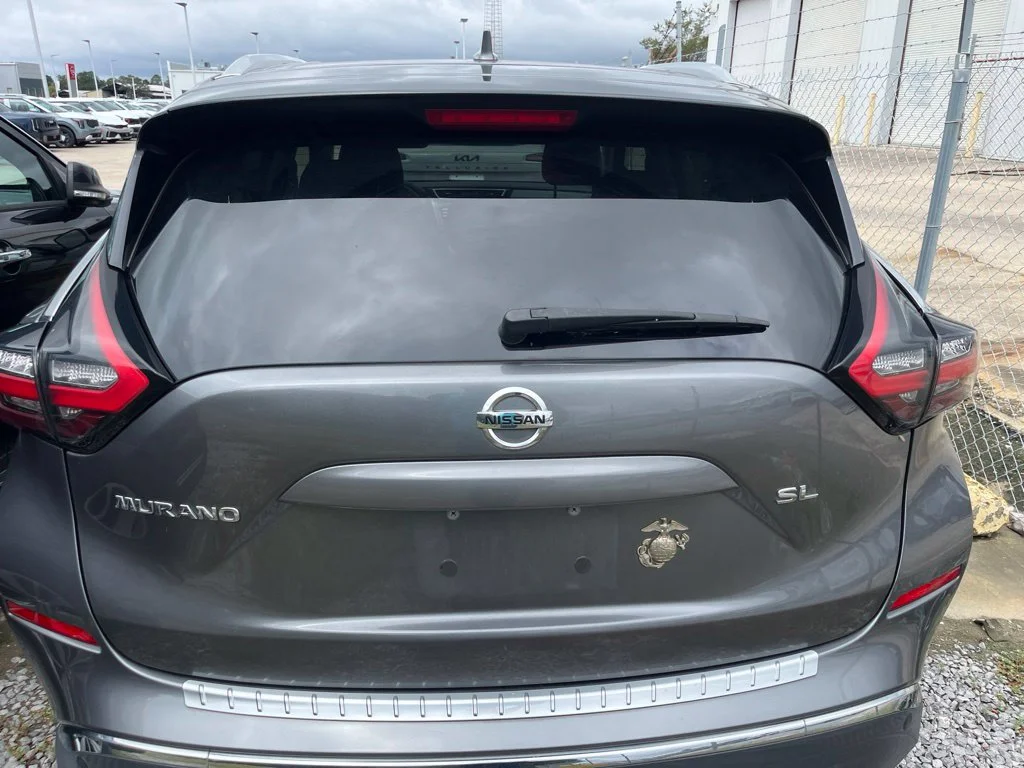 Used 2021 Gray Nissan SL image 4