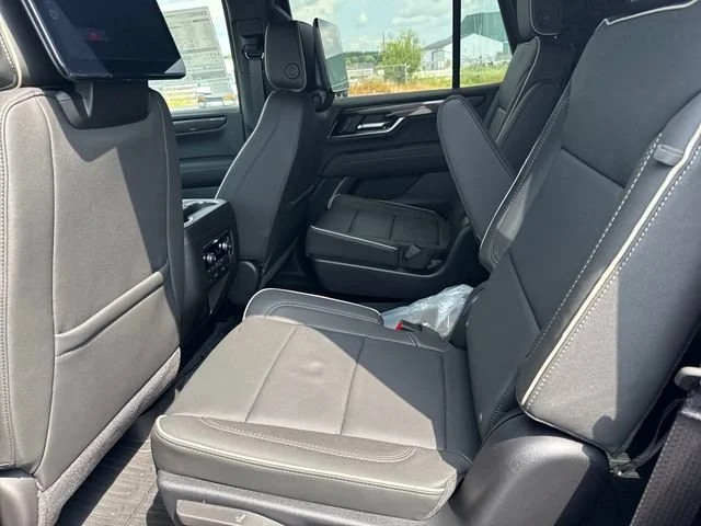New 2026 Onyx Black GMC Elevation image 29