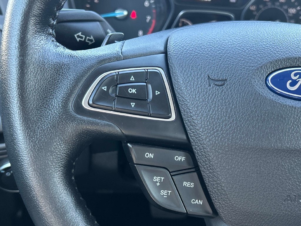 Used 2015 Black Ford SE image 19