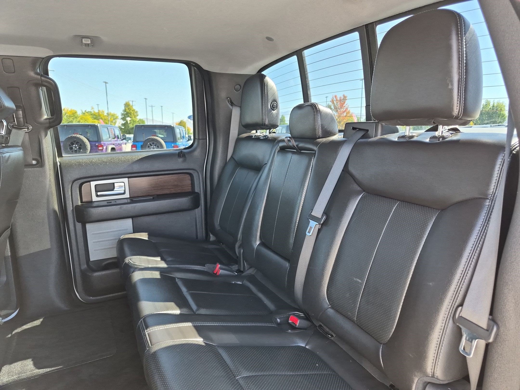 Used 2013 White Ford XL image 29