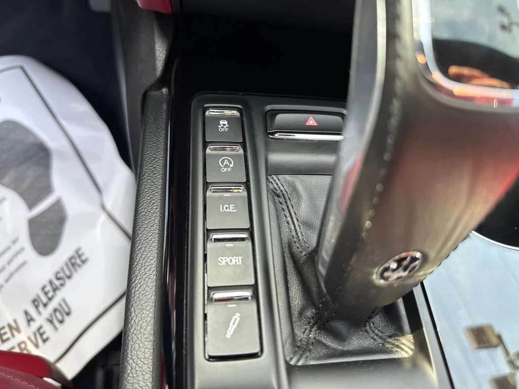Used 2019  Maserati S GranLusso image 25