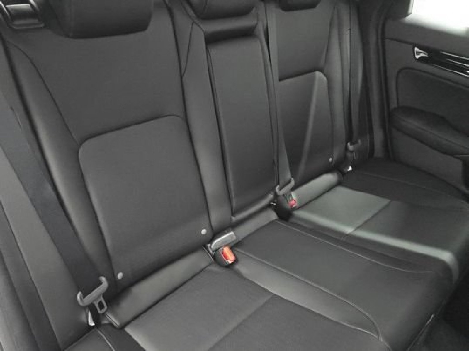 New 2026 Platinum White Pearl Honda Sport Touring image 25