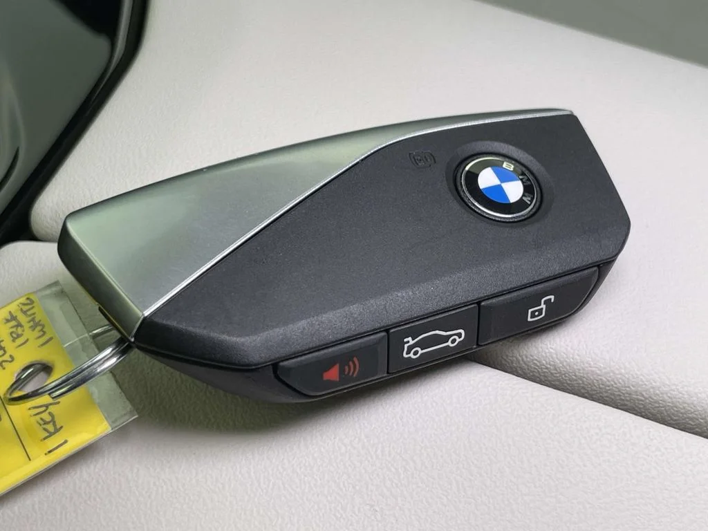 New 2027 Black BMW 530i xDrive image 38