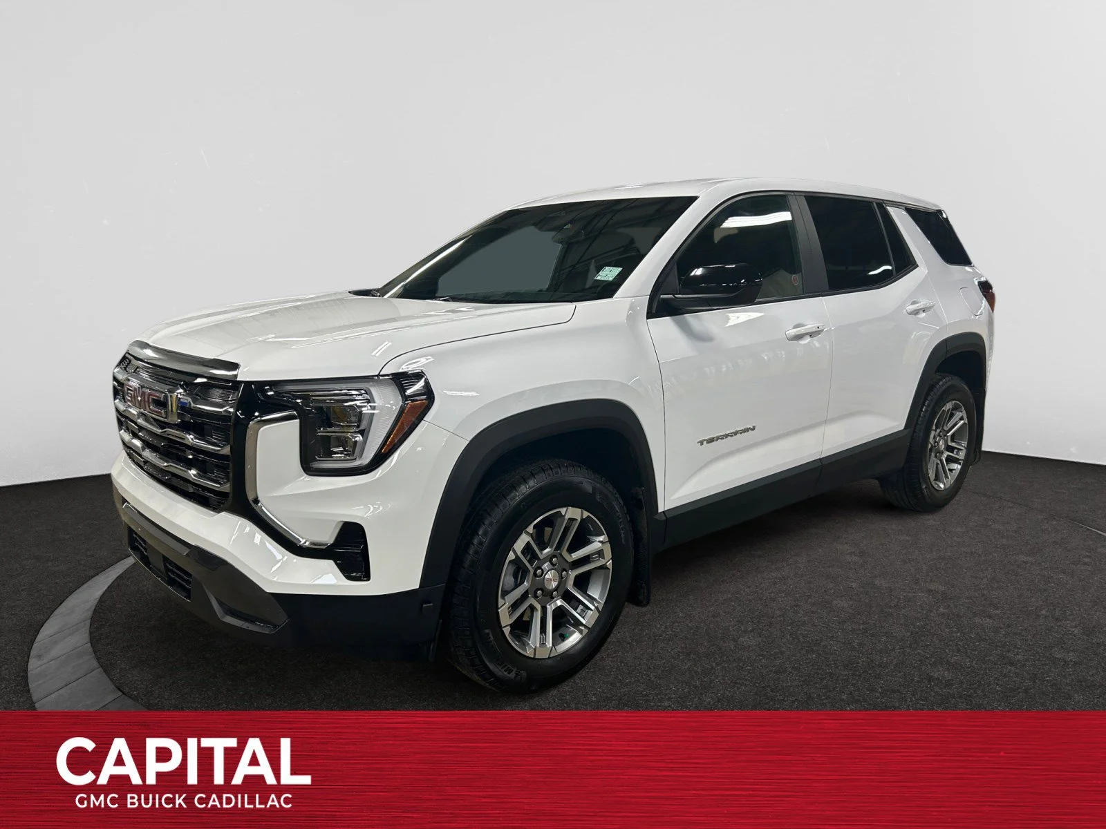 Used 2025 White GMC AWD Elevation image 1